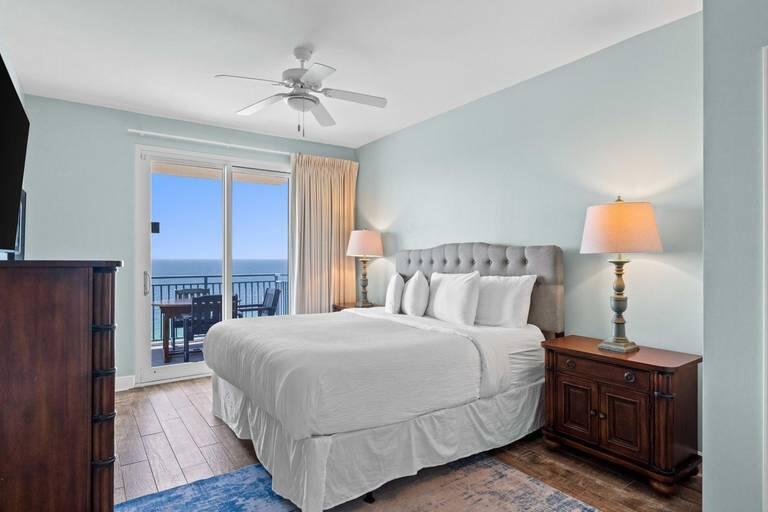 16701 Front Beach Road, Unit 1807 Panama City Beach, FL 32413 - Photo 9 of 28 Sterling Breeze 1807 - 10