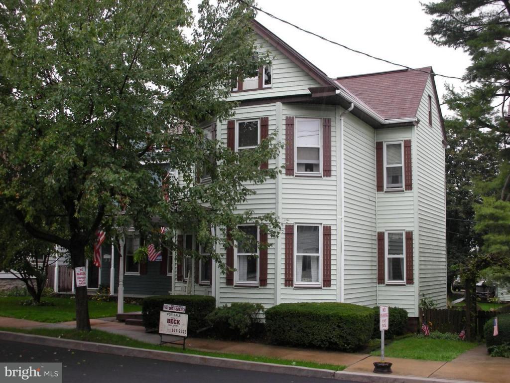 14 South Spruce Street Lititz, PA 17543 - Photo 1 of 1