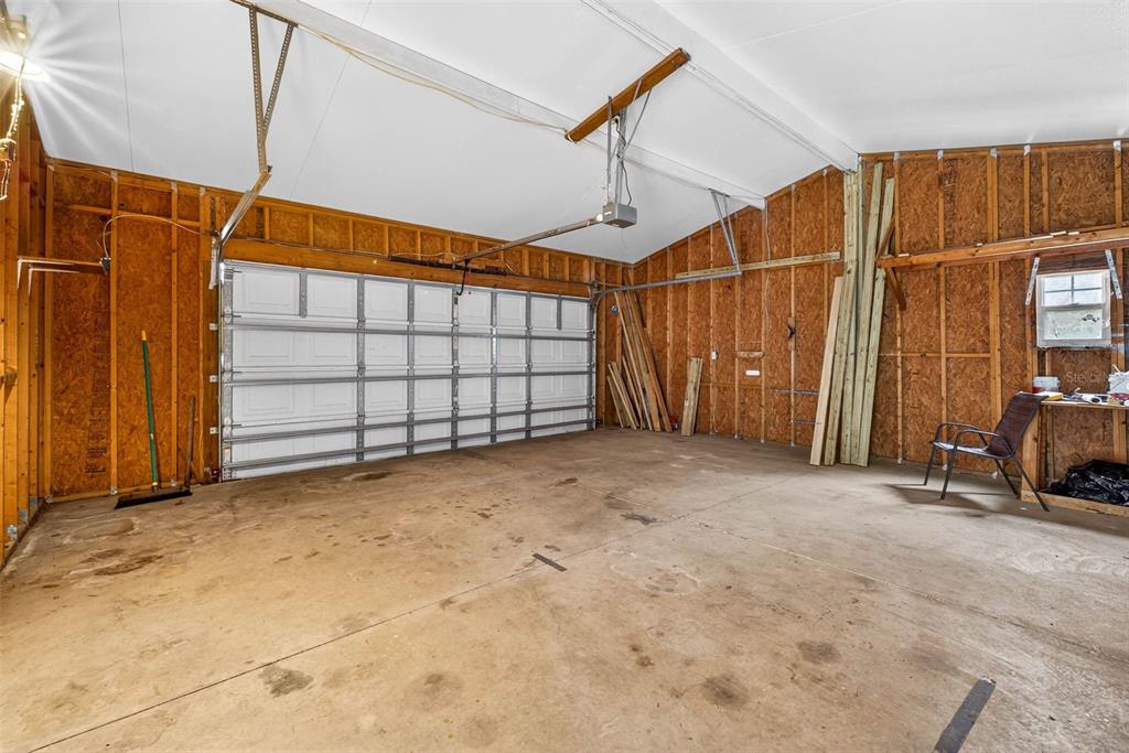 6781 West Grant Street Homosassa, FL 34448 - Photo 19 of 24 a view of a garage