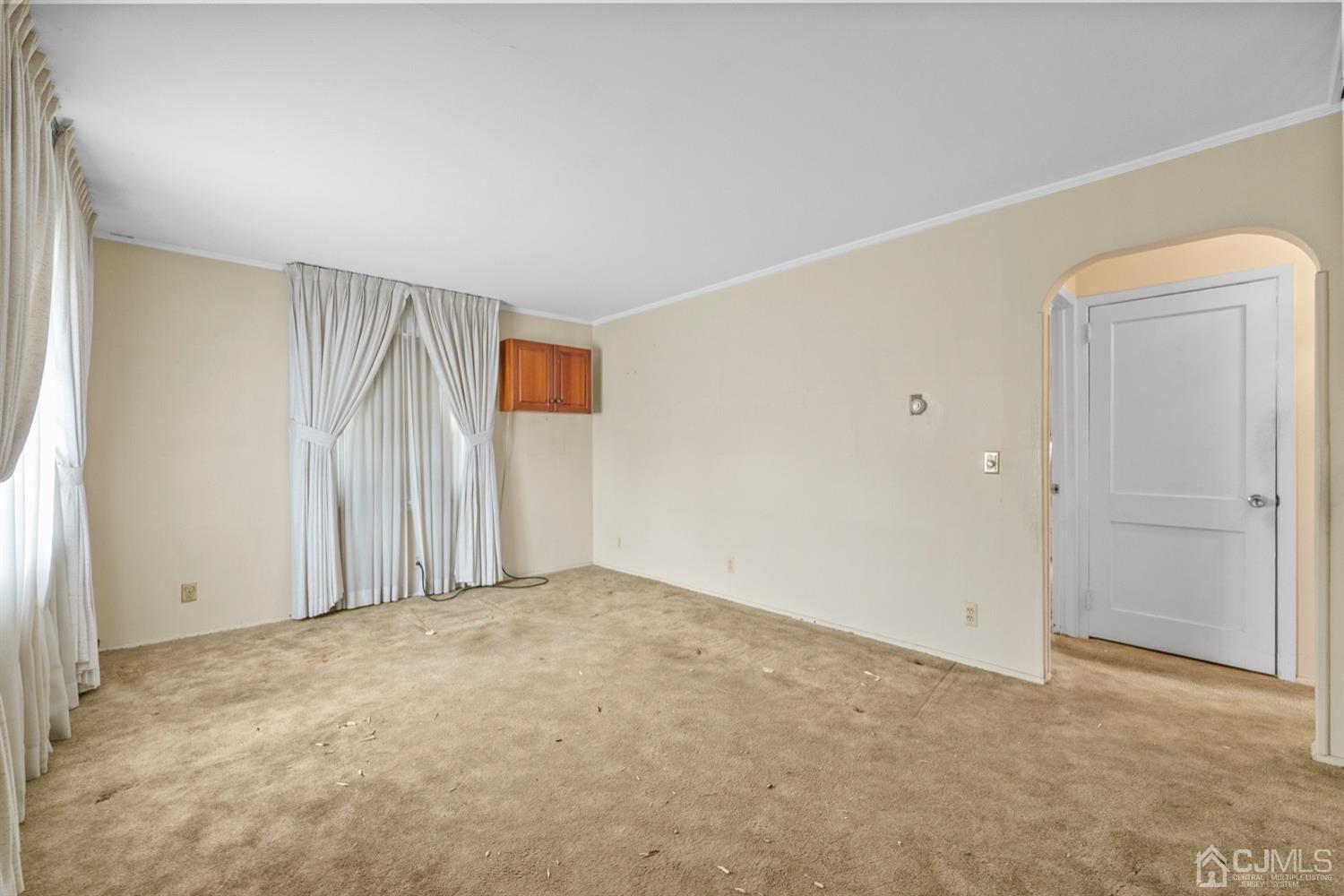 502 Decatur Avenue Middlesex, NJ 08846 - Photo 5 of 21 Gallery Image 5