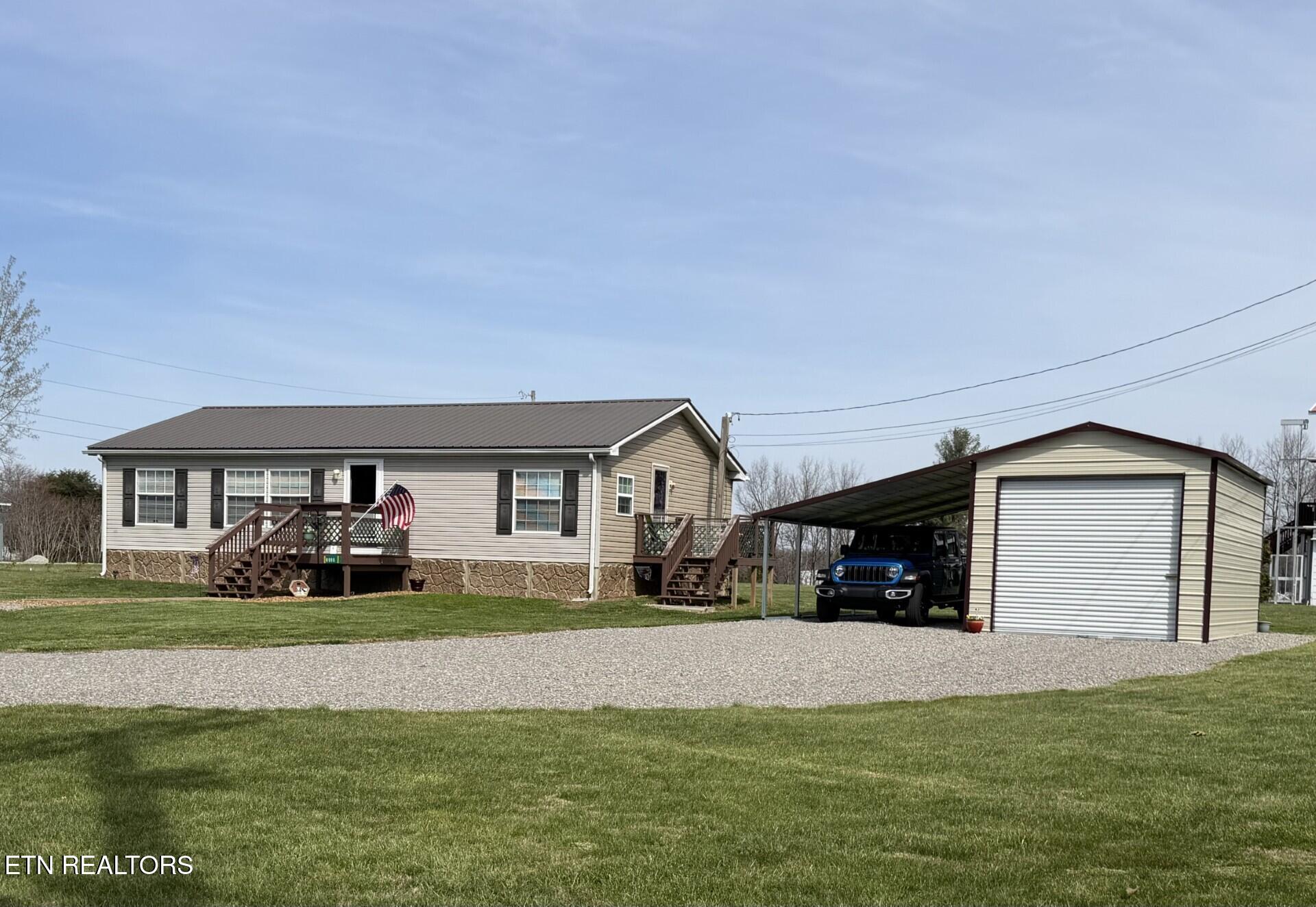 6998 Plateau Road Crossville, TN 38571 - Photo 1 of 28 plateau rd main front photo