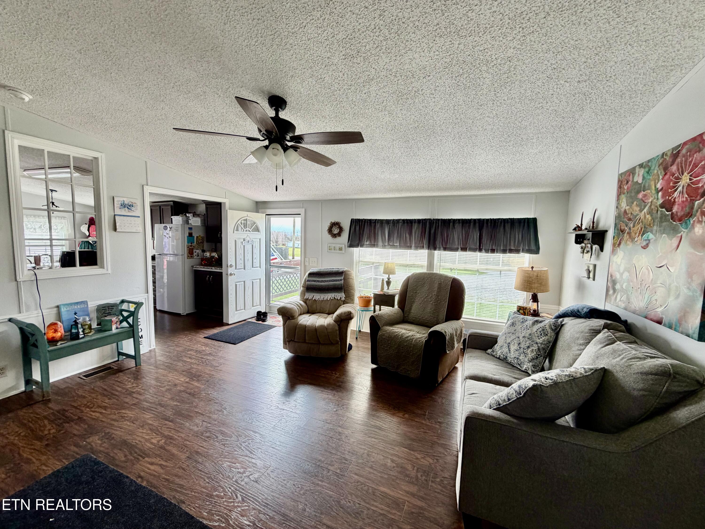 6998 Plateau Road Crossville, TN 38571 - Photo 8 of 28 plateau rd 3 livng new