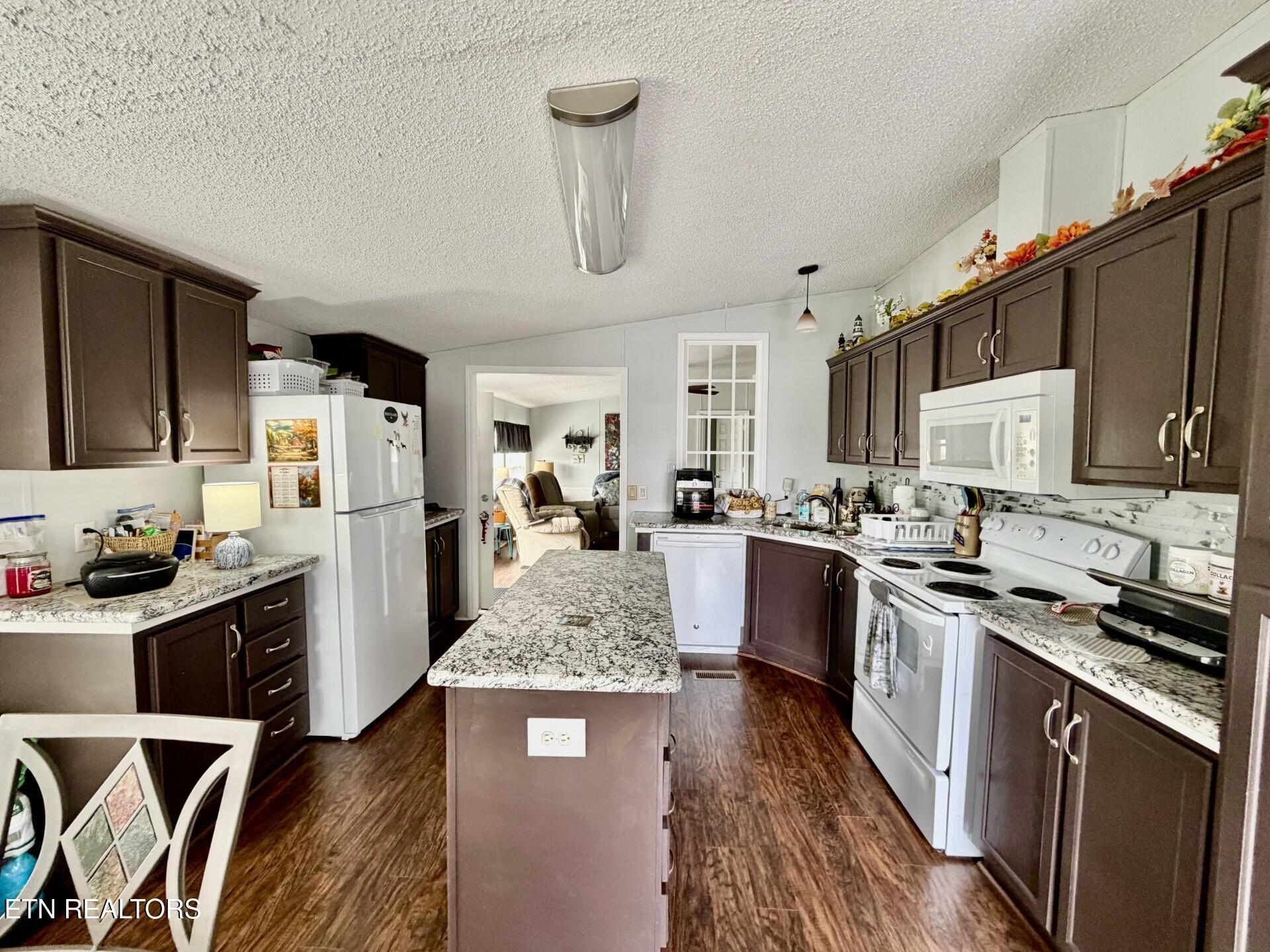 6998 Plateau Road Crossville, TN 38571 - Photo 10 of 28 plateau rd kitchen new