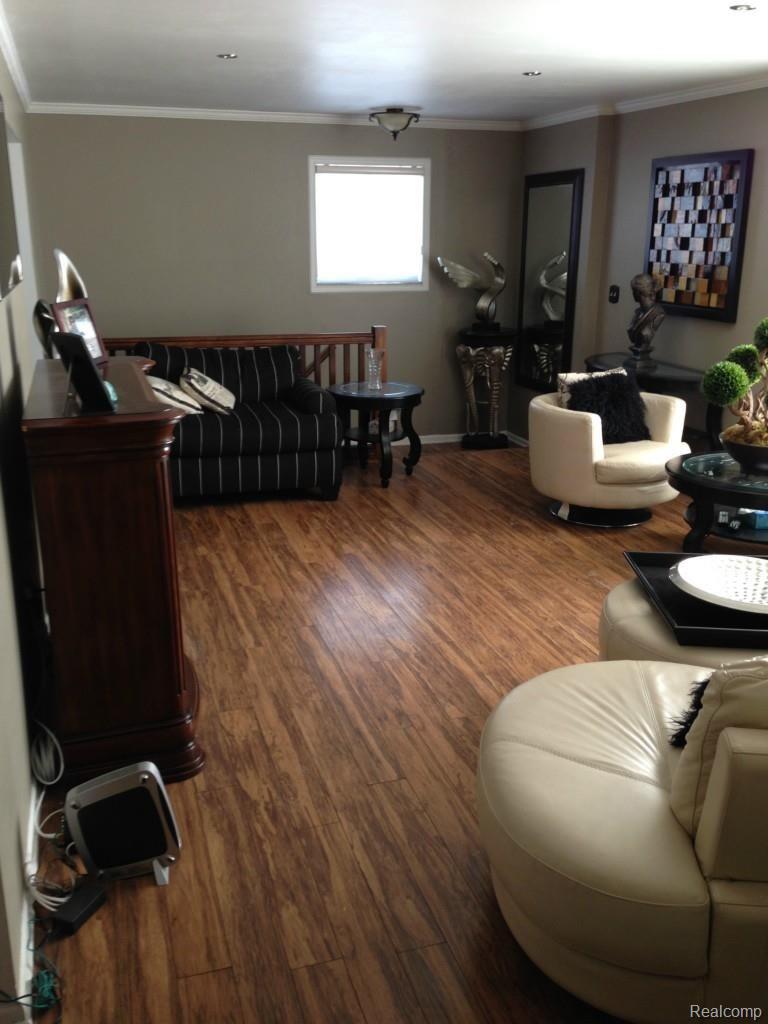 111 Meadow Ln Circle, Unit 4 Rochester, MI 48307 - Photo 7 of 24 226.jpg