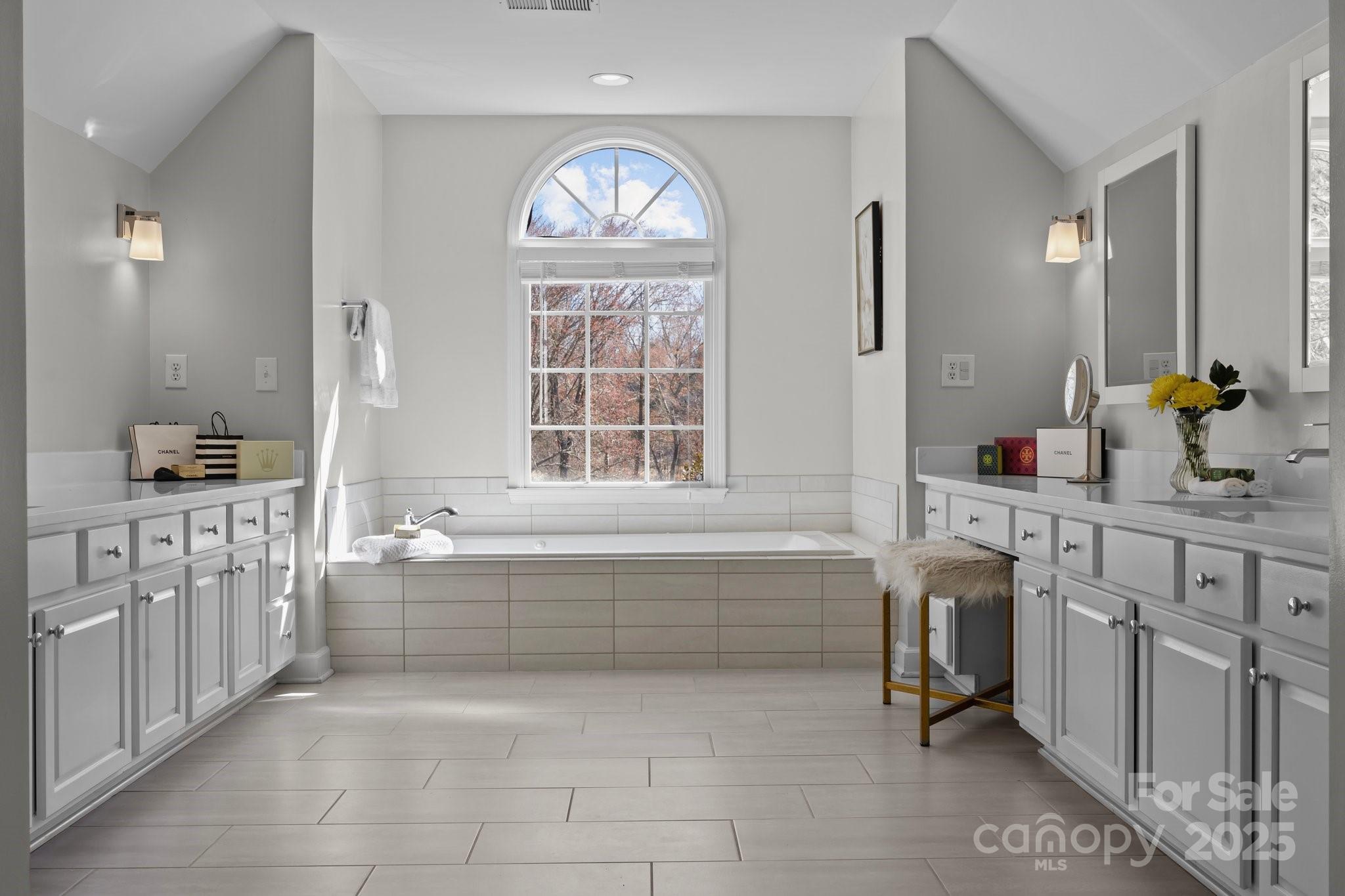 11911 Farnborough Road Huntersville, NC 28078 - Photo 25 of 47 Gallery Image 25