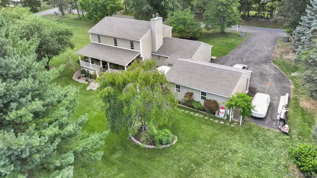 $735,000 | 83 Little Collabar Road, Montgomery, NY 12549