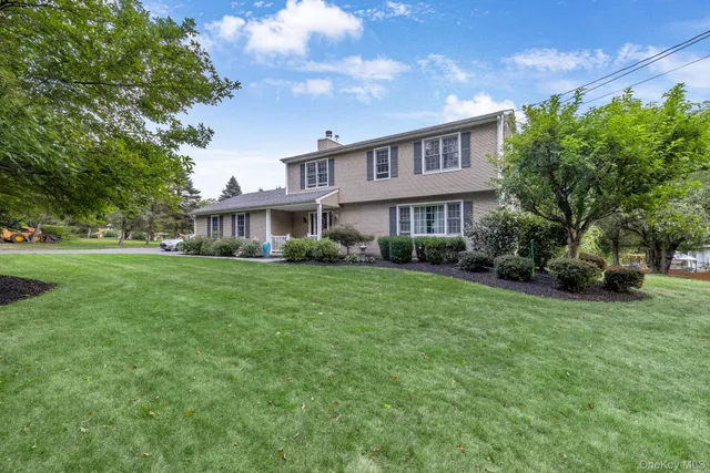 $735,000 | 83 Little Collabar Road, Montgomery, NY 12549