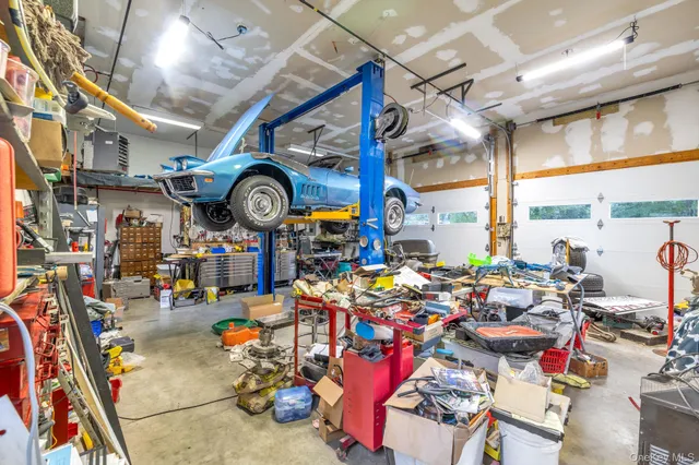 $735,000 | 83 Little Collabar Road, Montgomery, NY 12549