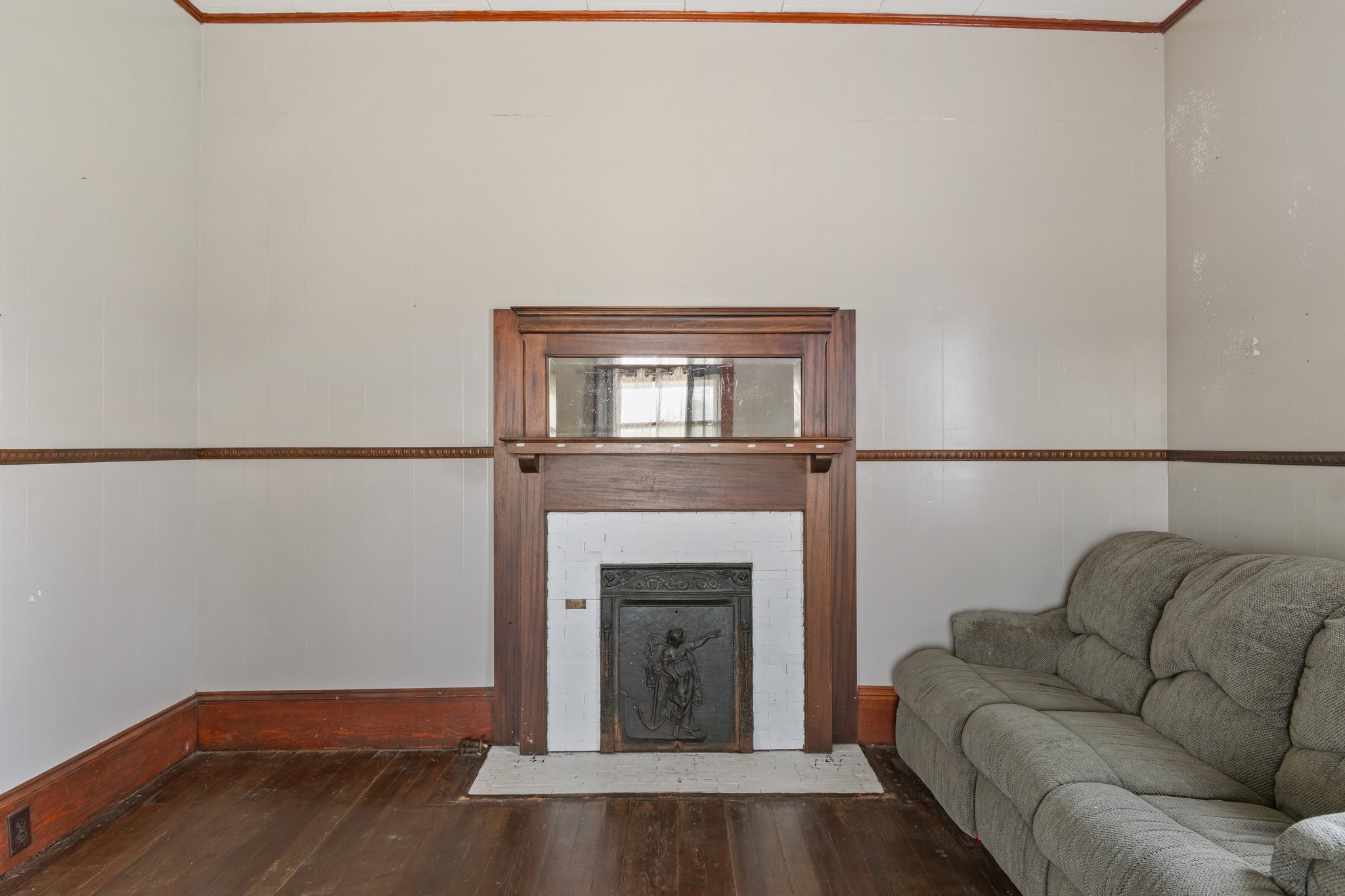 572 Belfast Farmington Road Belfast, TN 37019 - Photo 8 of 50 Front bedroom/parlor