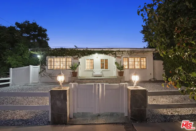 $1,299,000 | 11538 La Maida Street, Valley Village, CA 91601