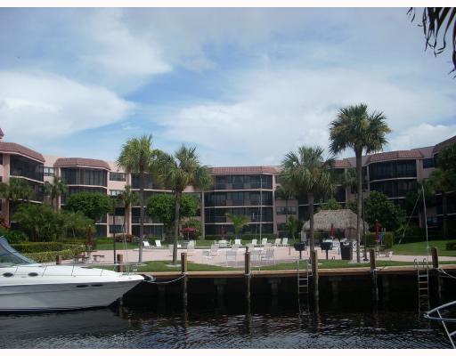 859 Jeffery Street, Unit 3020 Boca Raton, FL 33487 - Photo 1 of 7 Primary Photo