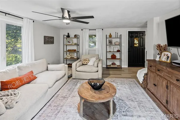 $295,000 | 2641 Highway 156, Waterloo, IL 62298