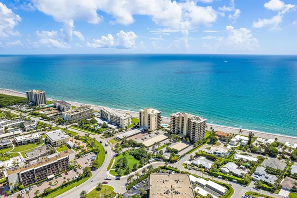 $1,890,000 | 200 South Beach Road, Unit 102, Tequesta, FL 33469