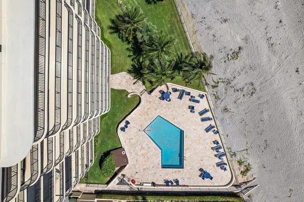 $1,890,000 | 200 South Beach Road, Unit 102, Tequesta, FL 33469