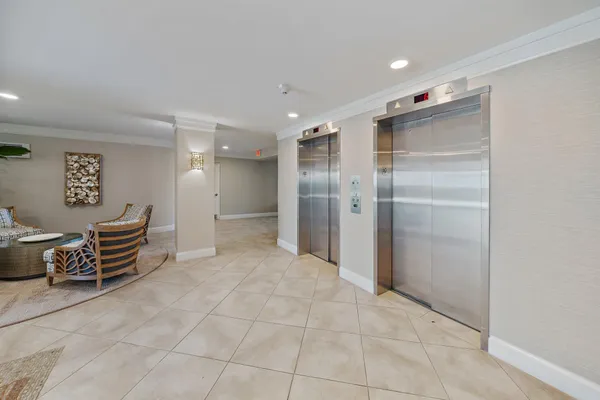 $1,890,000 | 200 South Beach Road, Unit 102, Tequesta, FL 33469