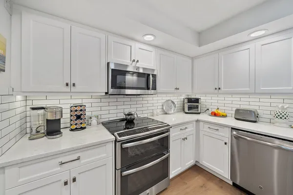 $1,890,000 | 200 South Beach Road, Unit 102, Tequesta, FL 33469