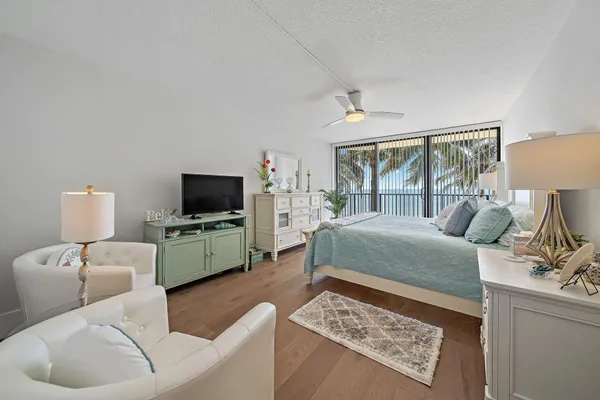 $1,890,000 | 200 South Beach Road, Unit 102, Tequesta, FL 33469