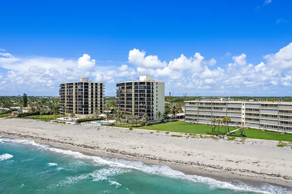 $1,890,000 | 200 South Beach Road, Unit 102, Tequesta, FL 33469