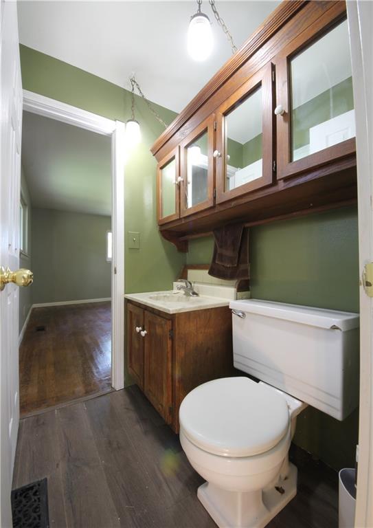 5430 Thompson Road Indianapolis, IN 46221 - Photo 7 of 13 Gallery Image 7