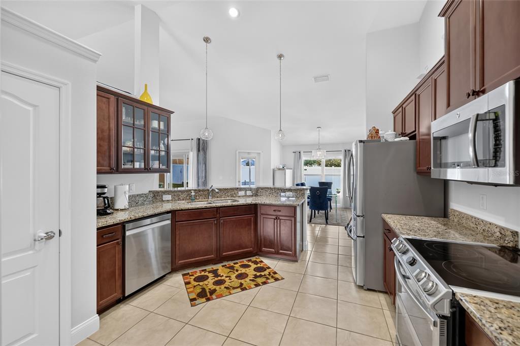 5294 Southwest 97th Ln Road Ocala, FL 34476 - Photo 12 of 53