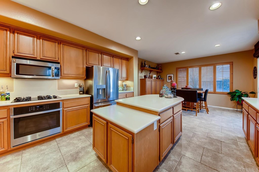 31372 Placer Condreu Temecula, CA 92591 - Photo 11 of 52