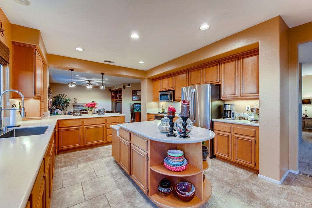 31372 Placer Condreu Temecula, CA 92591 - Photo 10 of 52