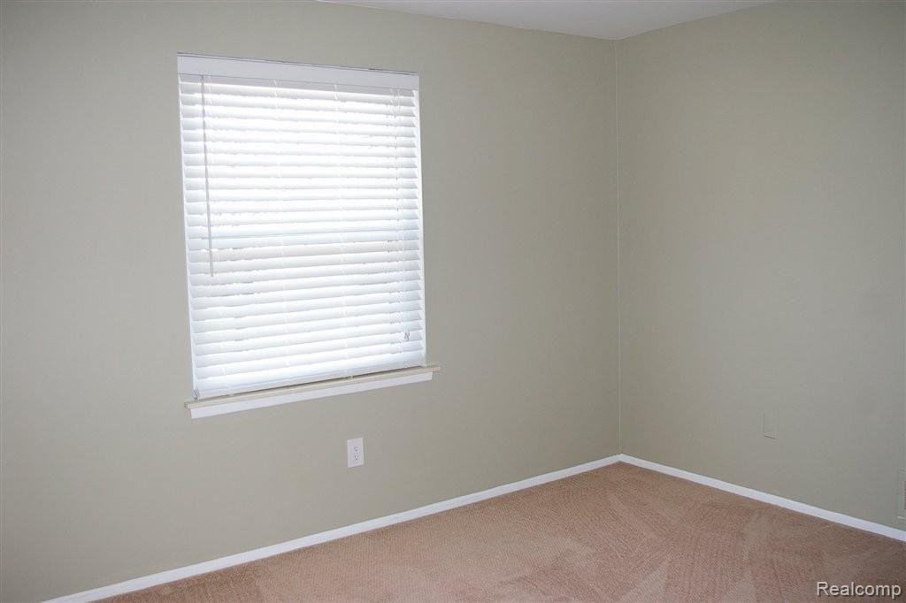13927 Riverside Drive Livonia, MI 48154 - Photo 15 of 16 Bedroom 4