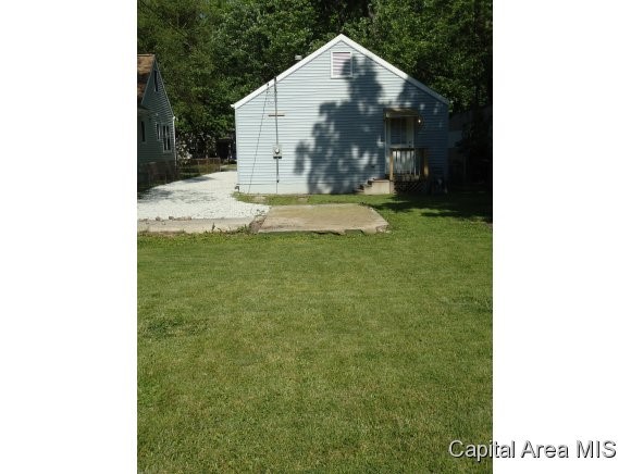 3041 South 13th Street Springfield, IL 62703 - Photo 13 of 14
