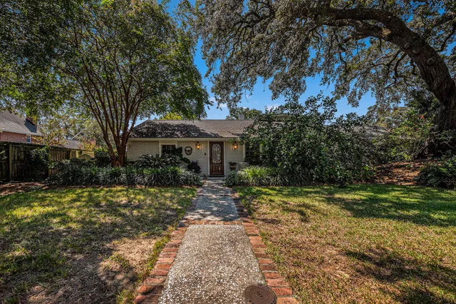 $1,500,000 | 605 Ann Street, Mount Pleasant, SC 29464