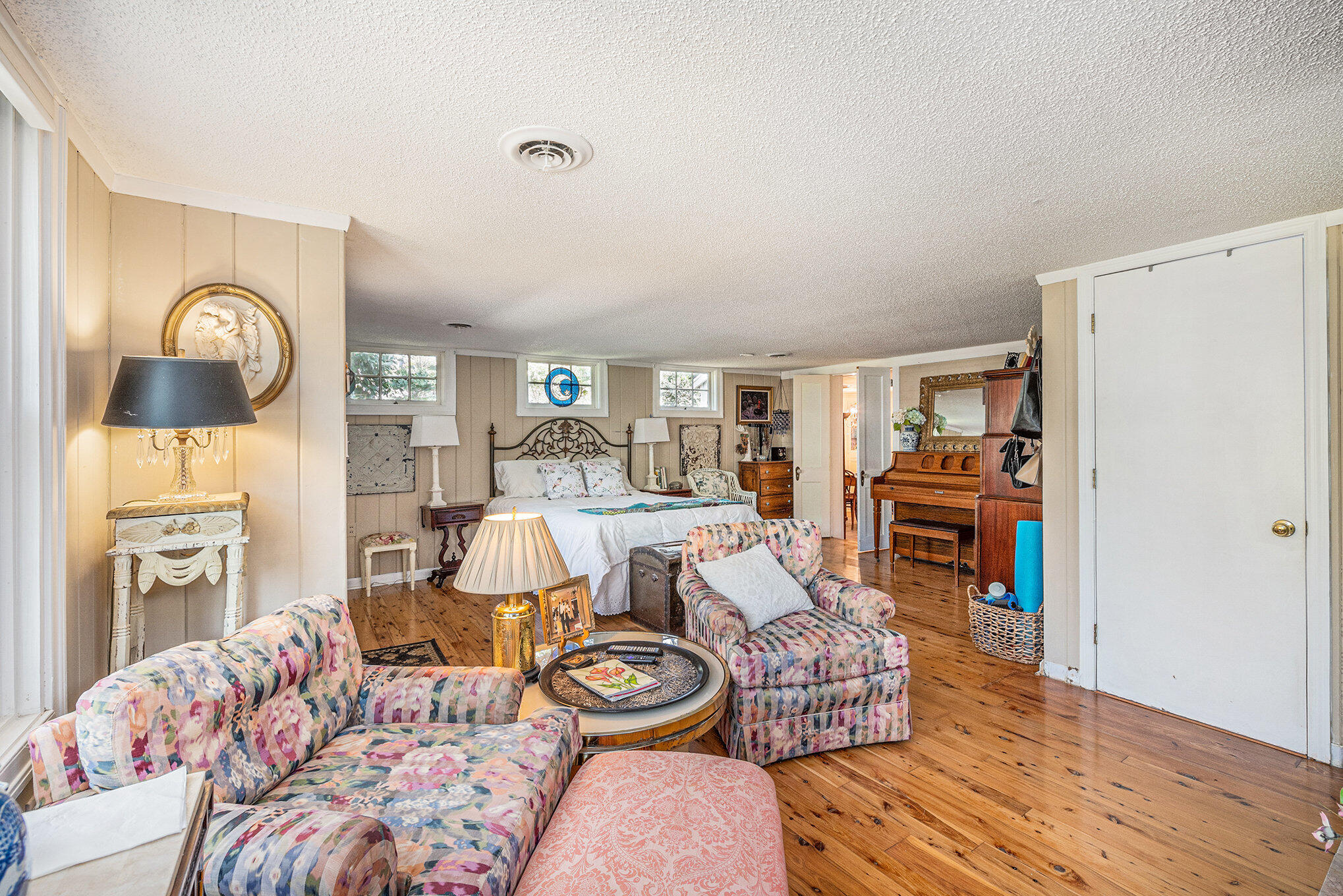 605 Ann Street Mount Pleasant, SC 29464 - Photo 14 of 32 Primary Bedroom