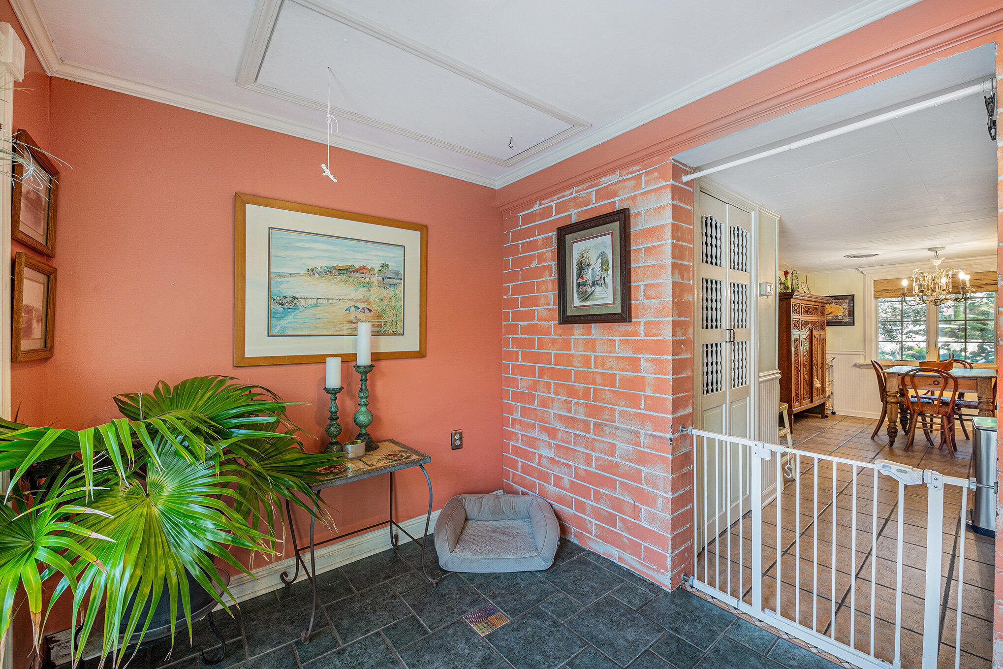605 Ann Street Mount Pleasant, SC 29464 - Photo 22 of 32 Laundry area