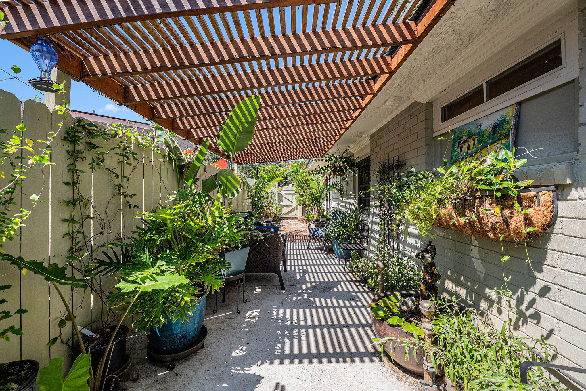 605 Ann Street Mount Pleasant, SC 29464 - Photo 24 of 32 Back patio