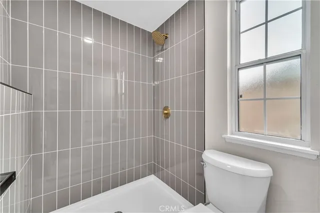 $795,000 | 28224 Oaklar Drive, Saugus, CA 91350