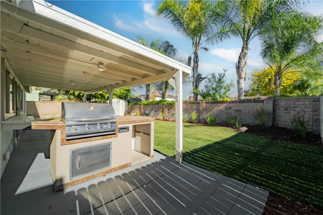 $795,000 | 28224 Oaklar Drive, Saugus, CA 91350