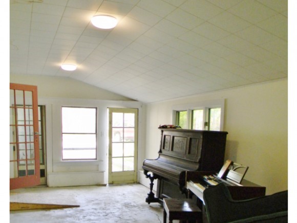1110 Chester Road Springfield, VT 05156 - Photo 9 of 18