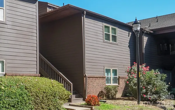 $183,500 | 8015 Cedar Glen Drive, Charlotte, NC 28212