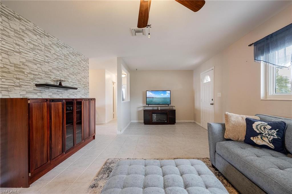 403 Penn Road West Lehigh Acres, FL 33936 - Photo 10 of 44 Gallery Image 10