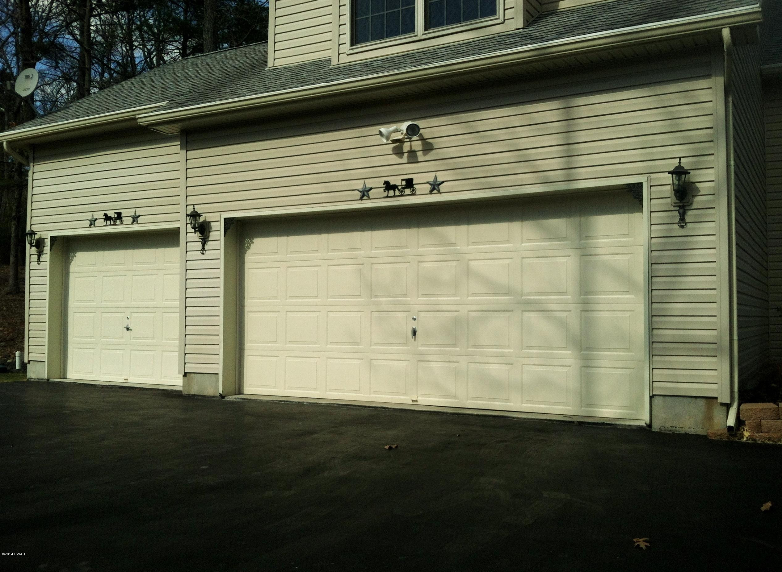 202 Oak Ridge Drive Milford, PA 18337 - Photo 5 of 58