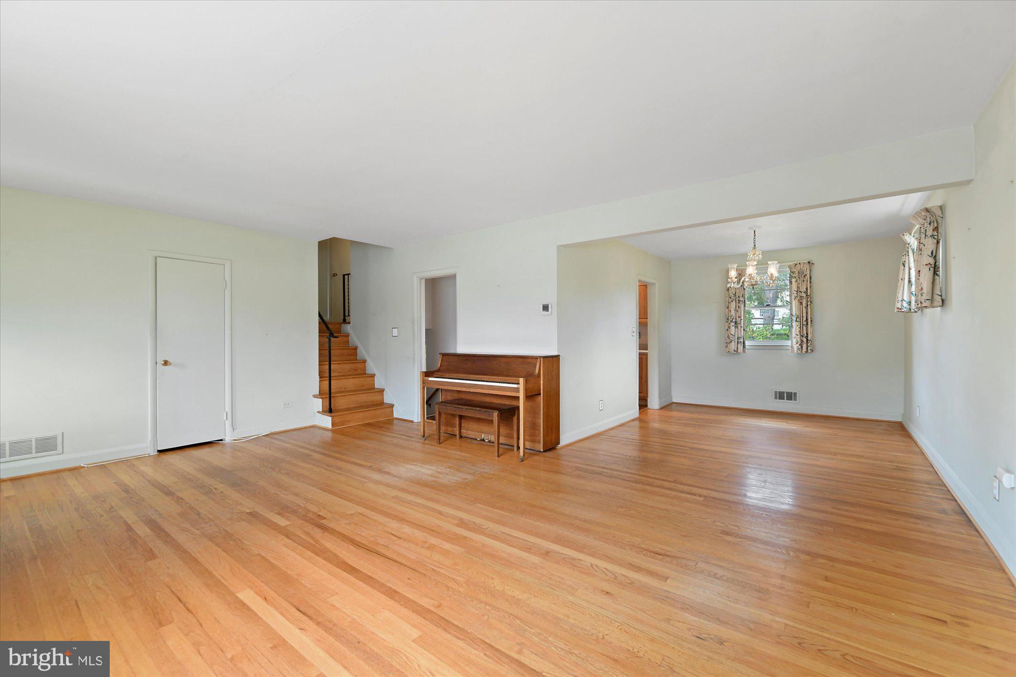 1614 Landon Road Towson, MD 21204 - Photo 8 of 41 Gallery Image 8