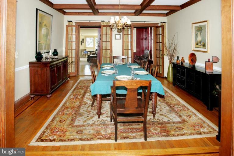 2946 Upton Street Northwest Washington, DC 20008 - Photo 4 of 22 a view of a dining room with furniture