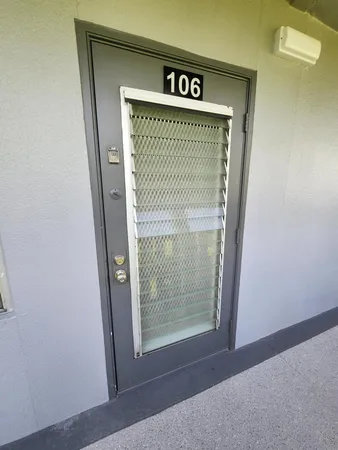 a close view of door