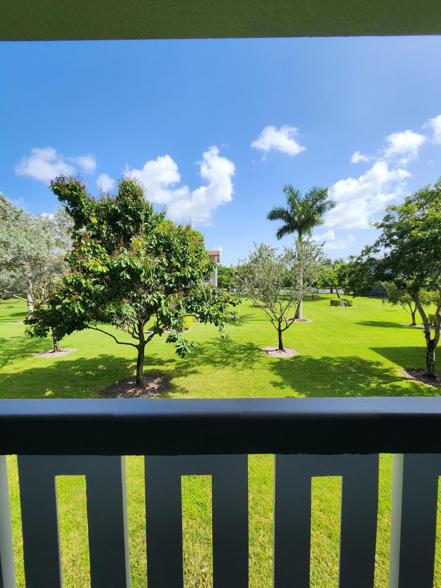 106 Suffolk C Boca Raton, FL 33434 - Photo 26 of 27 20230721_105155