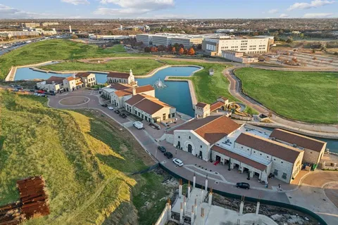 $575,000 | 22 Castellon Drive, Westlake, TX 76262