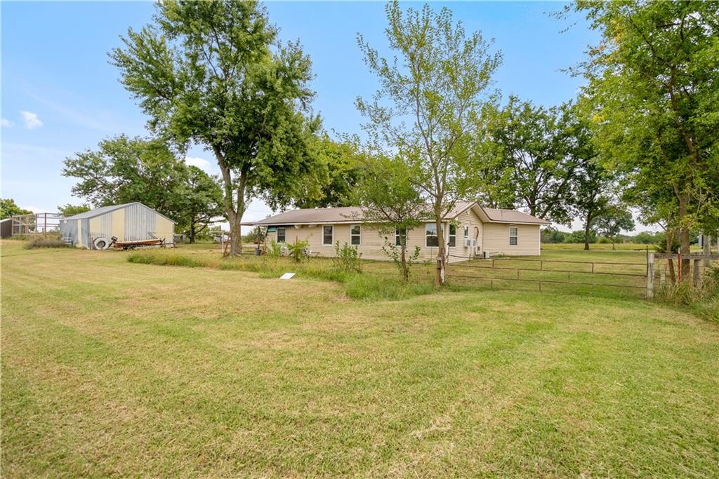 1698 9000 Road Oswego, KS 67356 - Photo 38 of 66