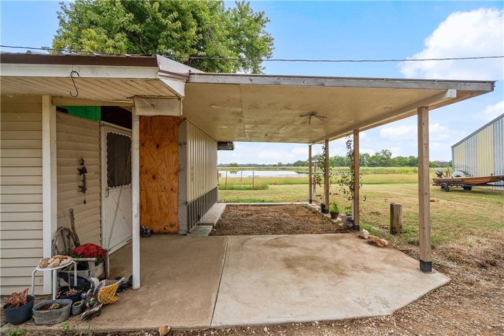 1698 9000 Road Oswego, KS 67356 - Photo 39 of 66