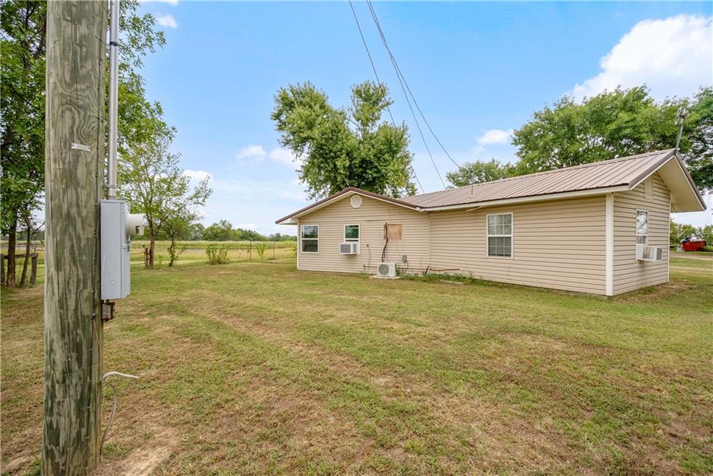 1698 9000 Road Oswego, KS 67356 - Photo 41 of 66