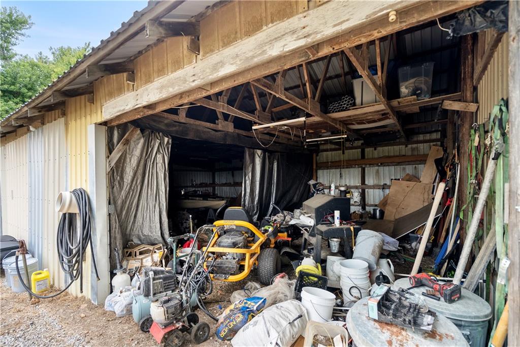 1698 9000 Road Oswego, KS 67356 - Photo 47 of 66