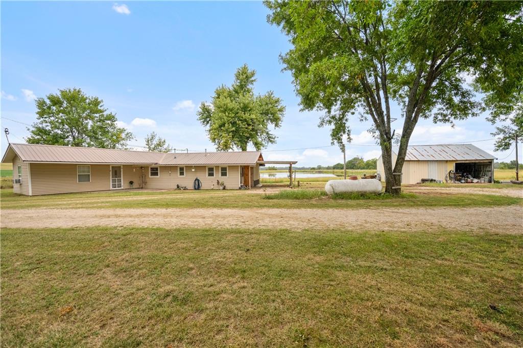 1698 9000 Road Oswego, KS 67356 - Photo 6 of 66