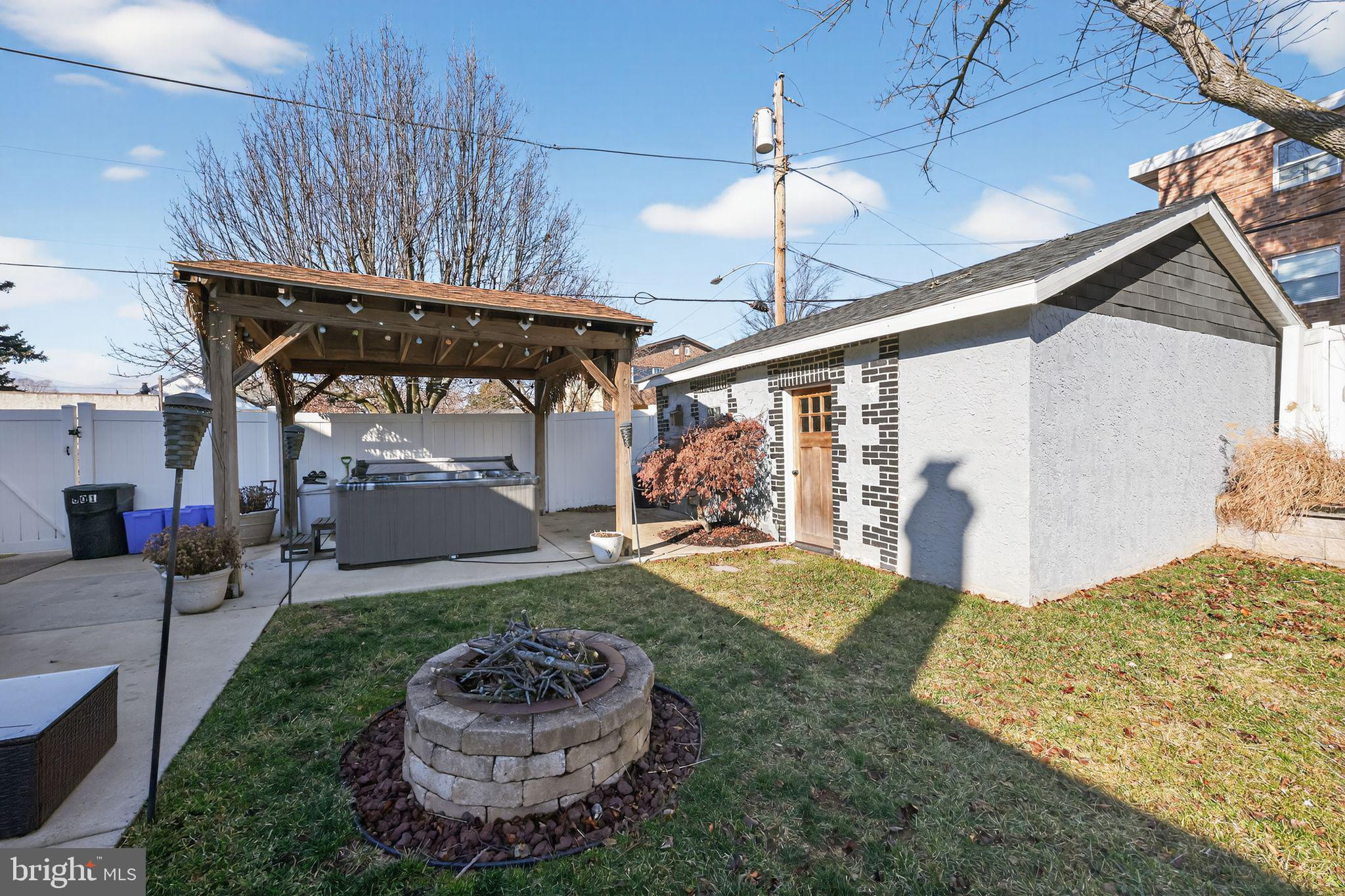 801 Chandler Street Philadelphia, PA 19111 - Photo 29 of 30 a view of a porch and livingroom