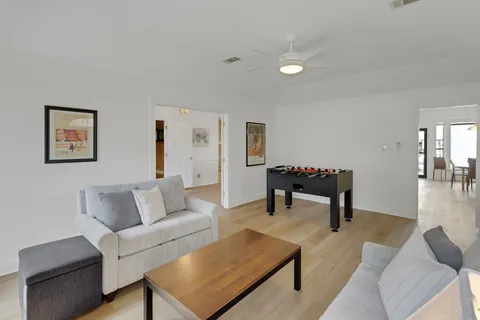 $995,000 | 40 Pebble Beach Circle, Coldspring, TX 77331